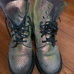 Mermaidy doc martens